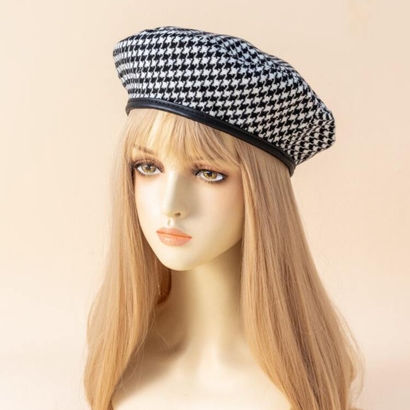 VINTAGE RALPH LAUREN HOUNDSTOOTH WRISTLET and BONJOUR BERET - Picture 8 of 9